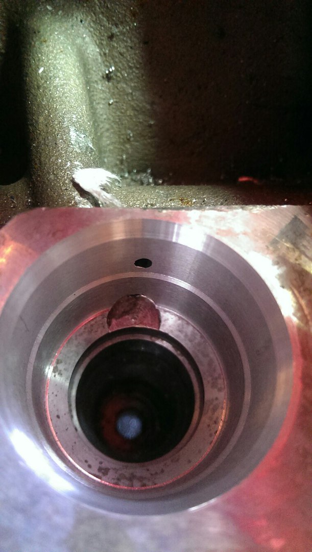 Гнездо насос-форсунок после ремонта