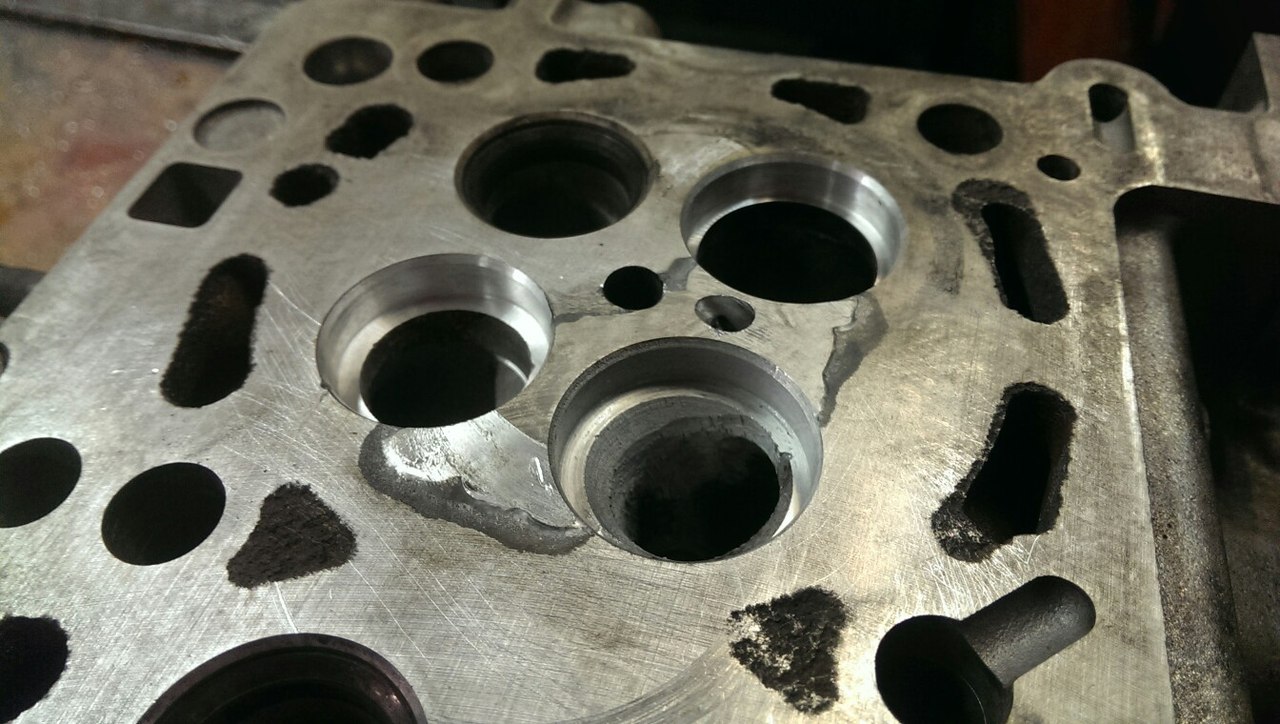 Расточка посадочных мест седел клапанов гбц