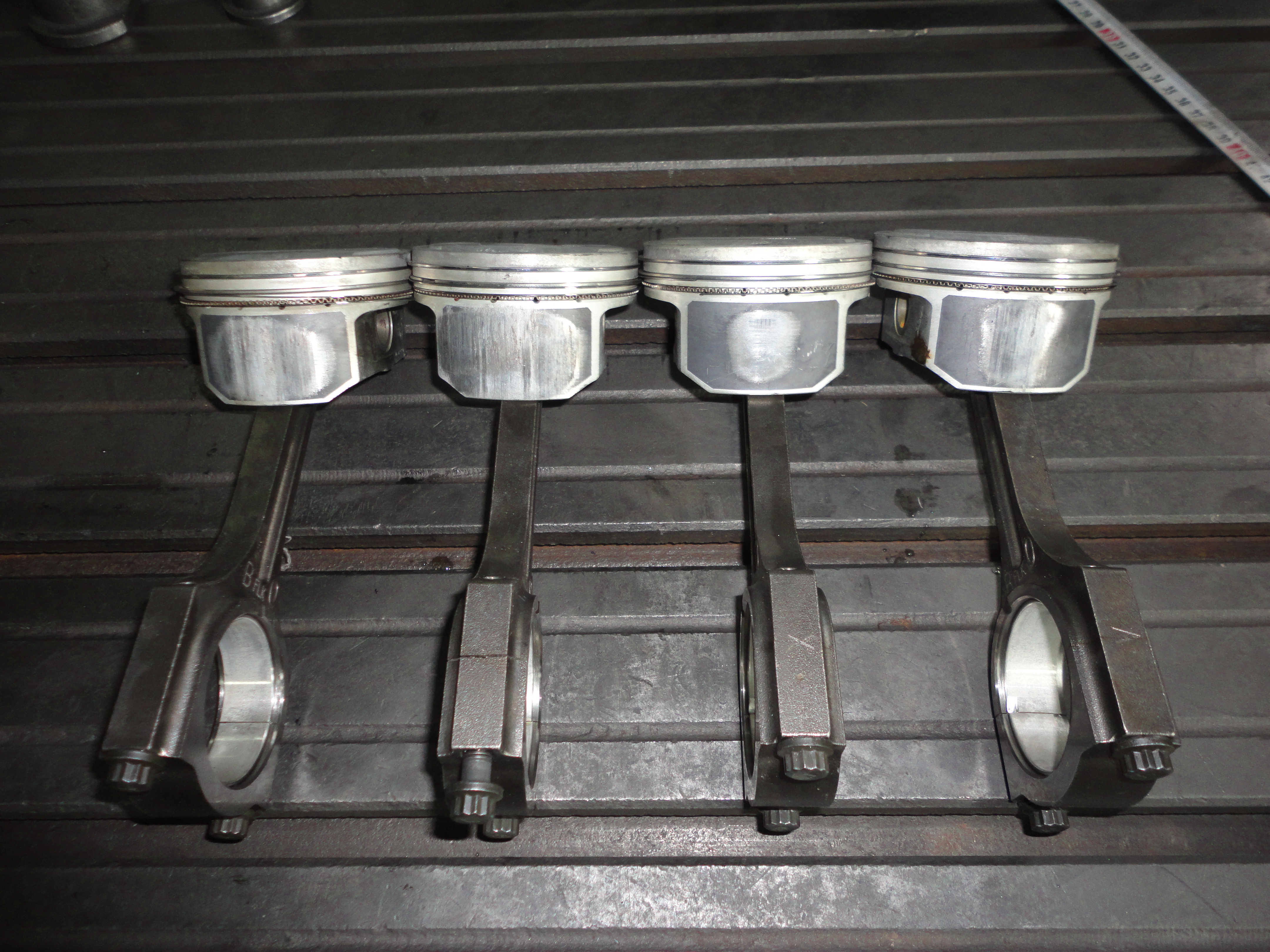 Перепресовка поршней, полировка коленвала