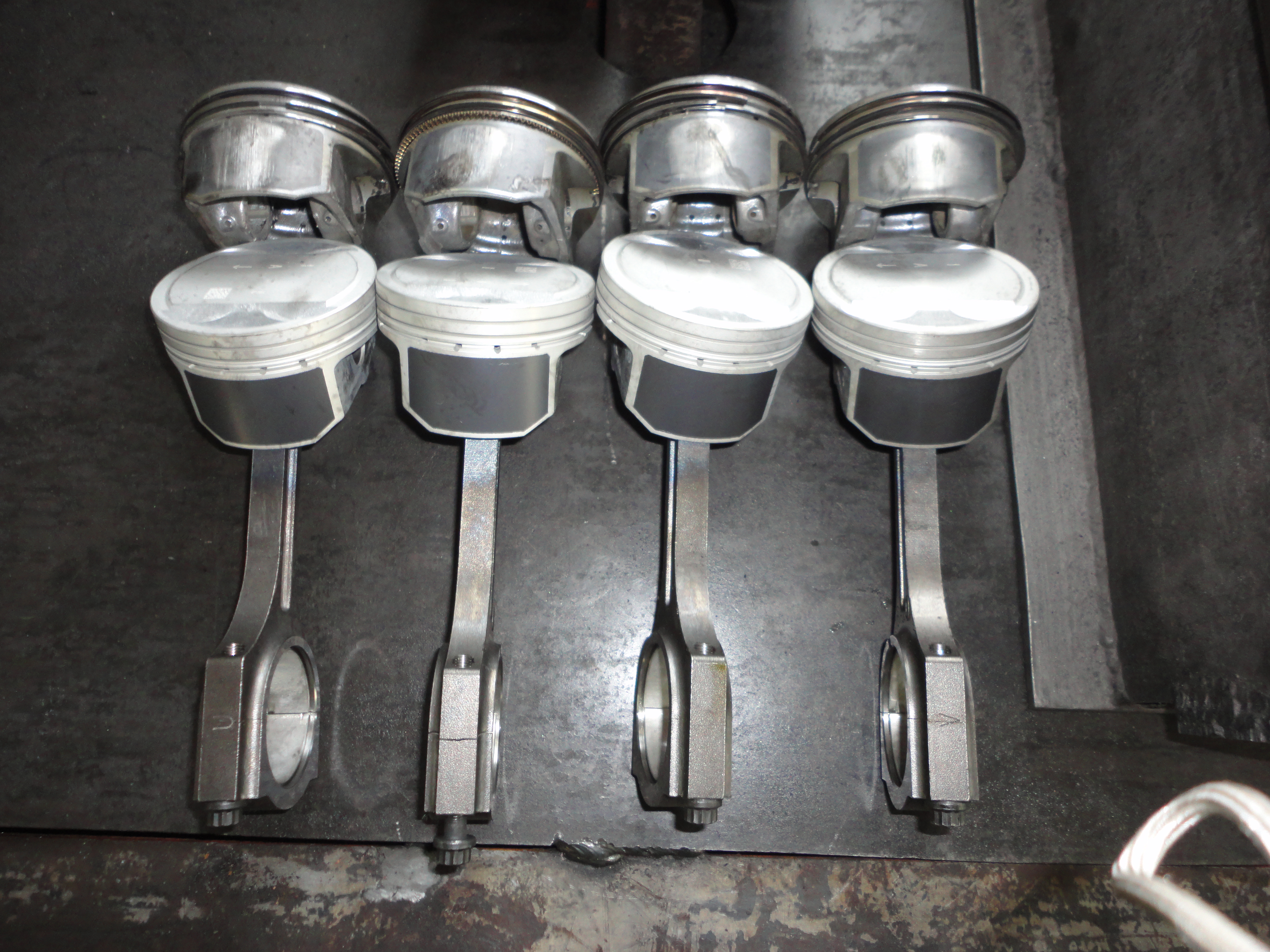 Перепресовка поршней, полировка коленвала