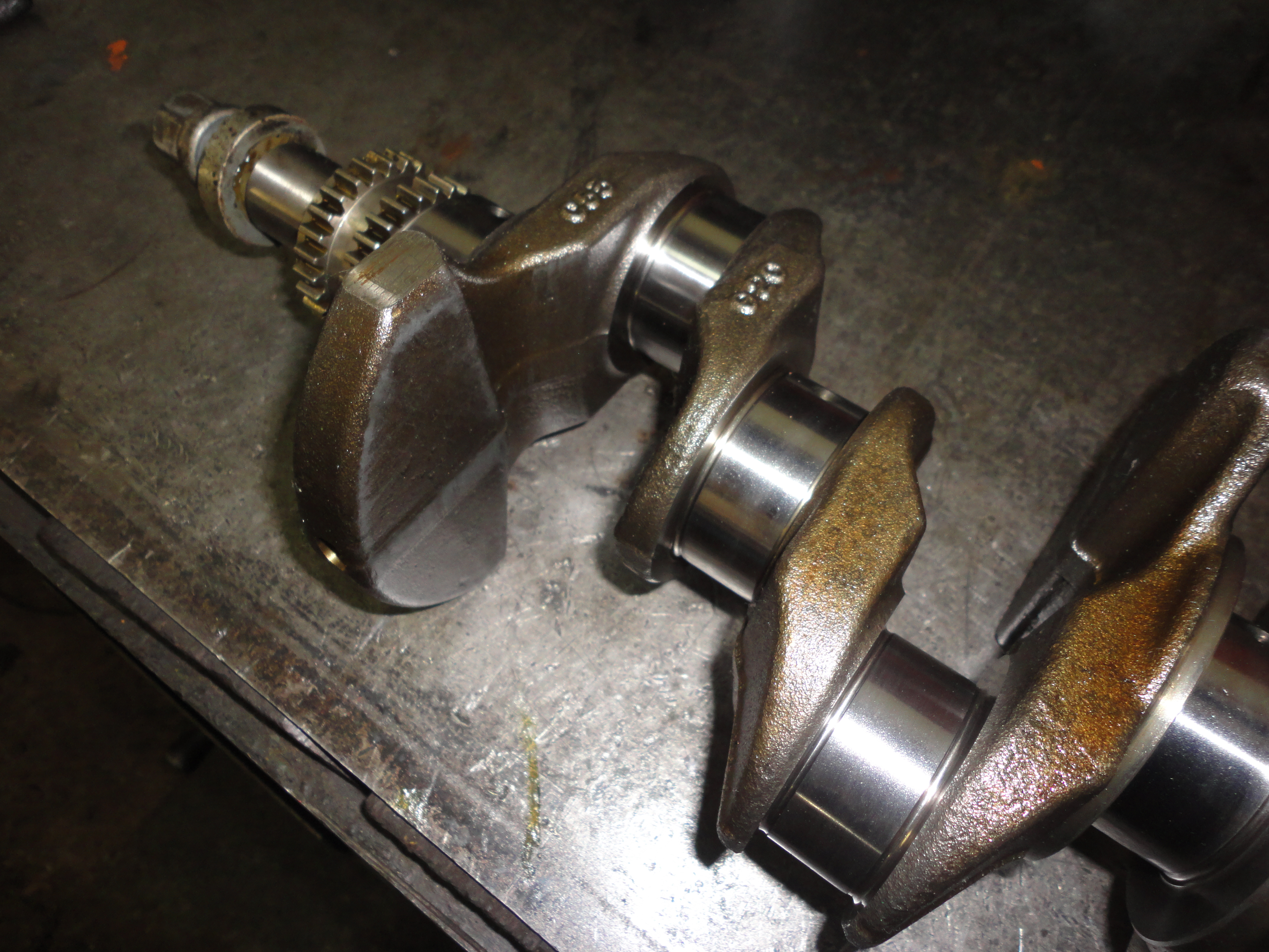 Перепресовка поршней, полировка коленвала