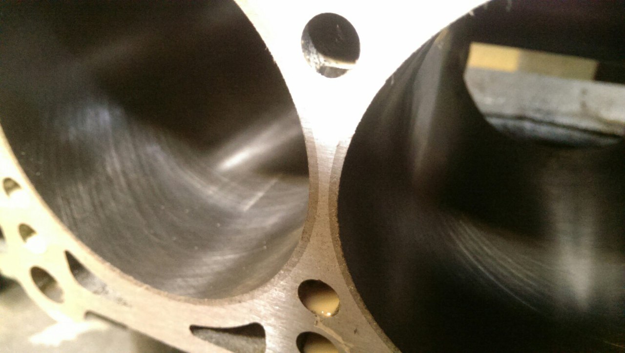 Гильзовка блока цилиндров