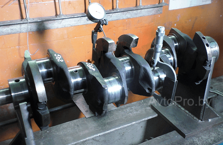 Проверка коленвала на искривление